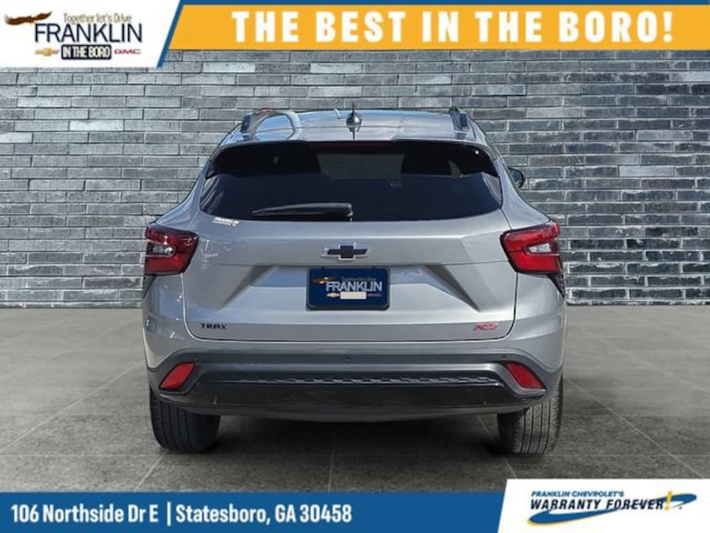 Used 2025 Chevrolet Trax 2RS SUV
