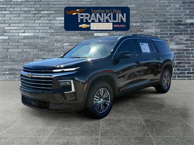 2025 Chevrolet Traverse LT's photo