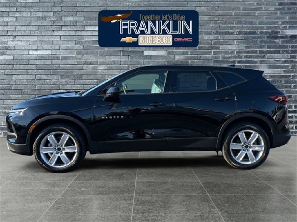 New 2025 Chevrolet Blazer 2LT SUV