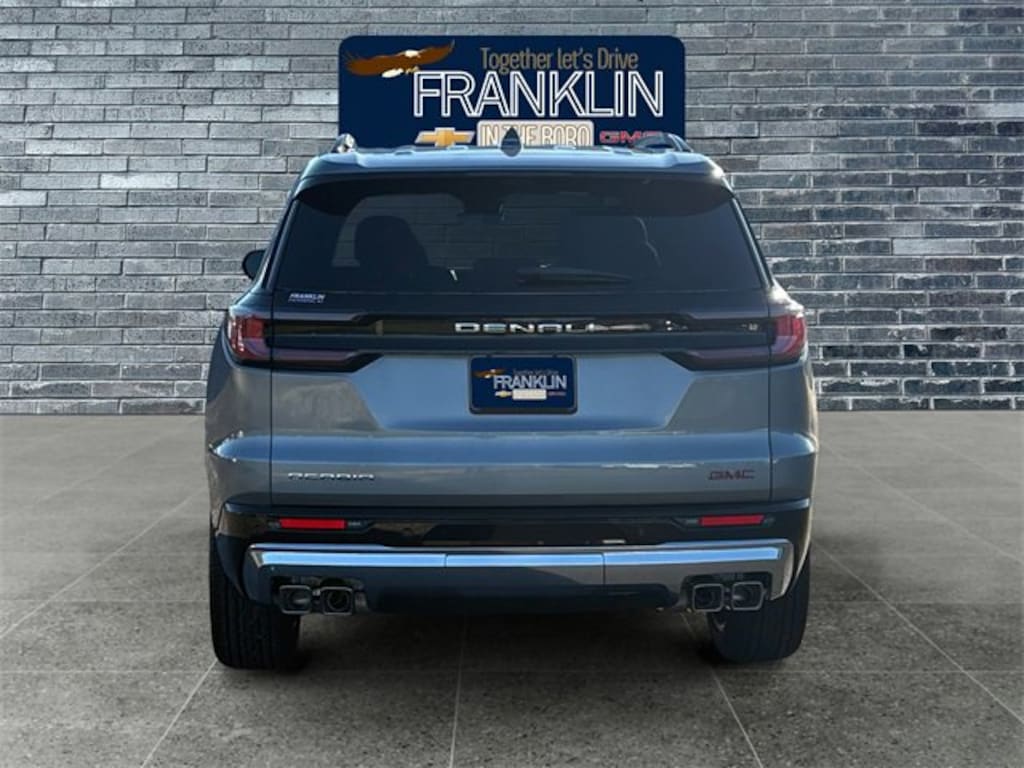 New 2026 GMC Acadia Denali SUV