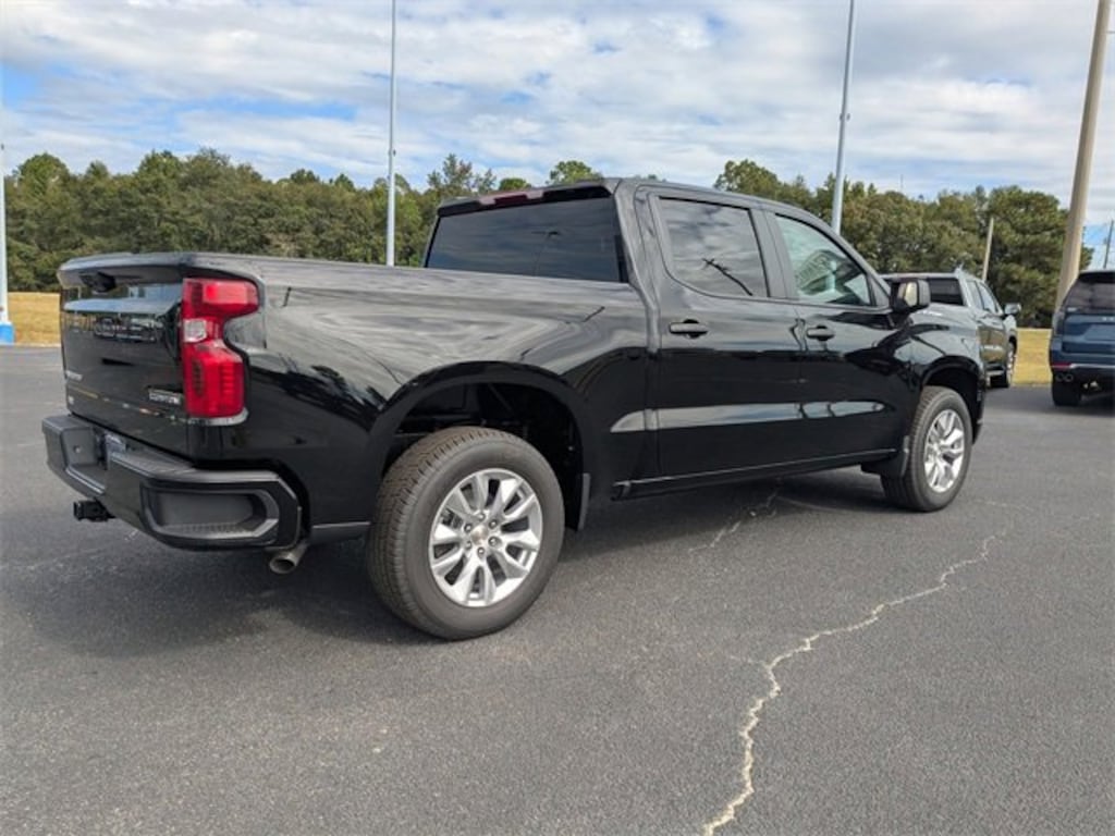 New 2026 Chevrolet Silverado 1500 Custom Truck