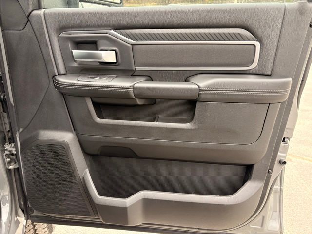 2026 RAM 2500 Big Horn - Photo 13