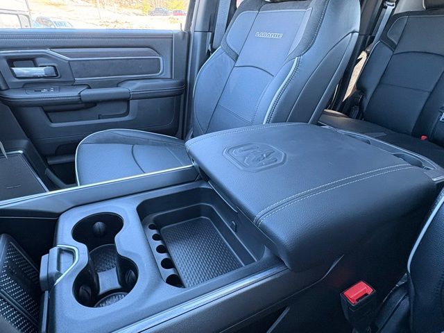 2025 RAM 2500 Laramie - Photo 34