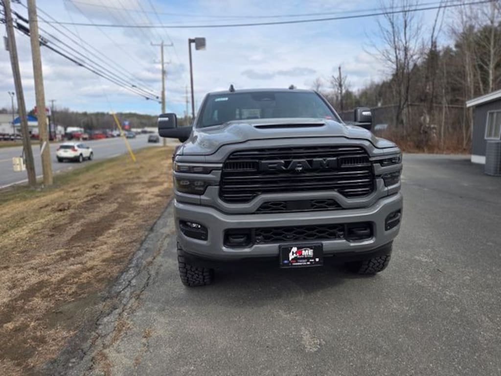 New 2026 Ram 2500 LARAMIE CREW CAB 4X4 6'4 BOX Pickup