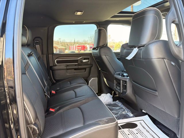 2025 RAM 2500 Laramie - Photo 13
