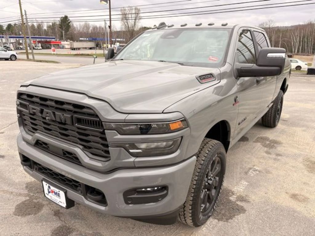 New 2026 Ram 2500 BIG HORN CREW CAB 4X4 6'4 BOX Pickup