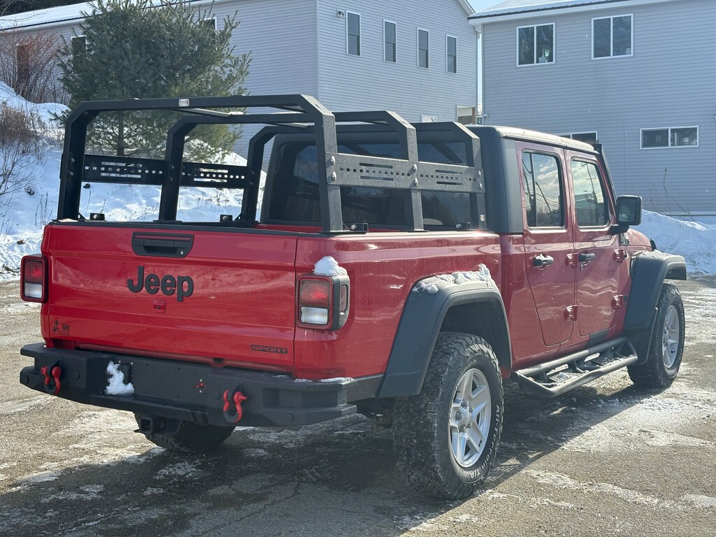 Used 2020 Jeep Gladiator Sport Truck