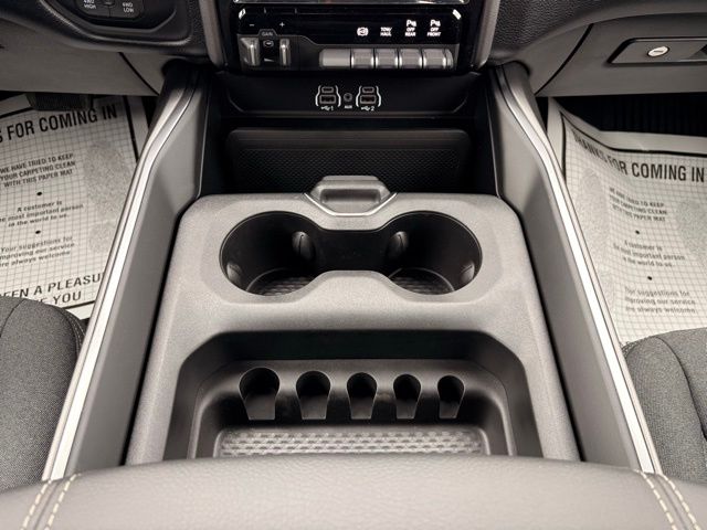 2026 RAM 2500 Big Horn - Photo 29