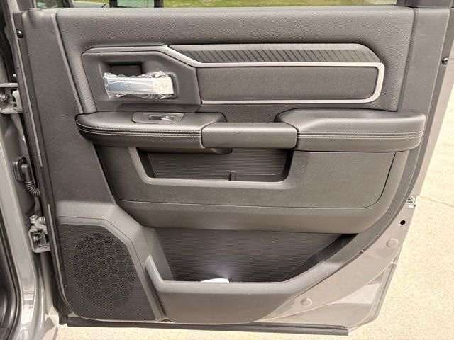 2026 RAM 2500 Big Horn - Photo 16