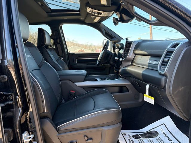 2025 RAM 2500 Laramie - Photo 10
