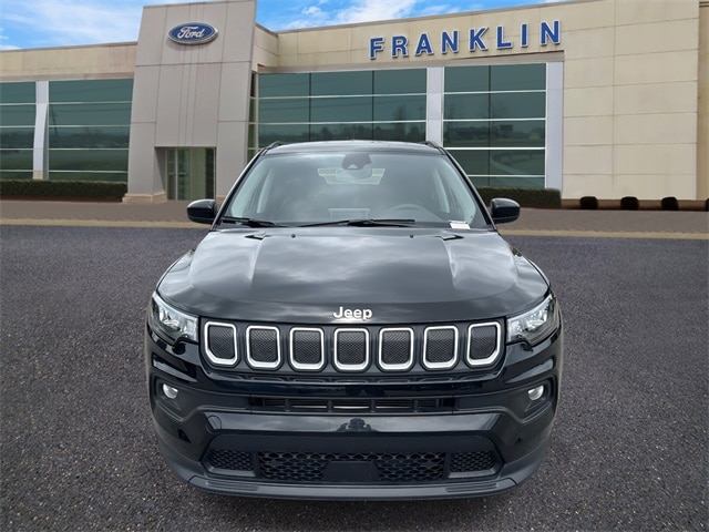 Used 2022 Jeep Compass Latitude with VIN 3C4NJCBB4NT137746 for sale in Franklin, TN