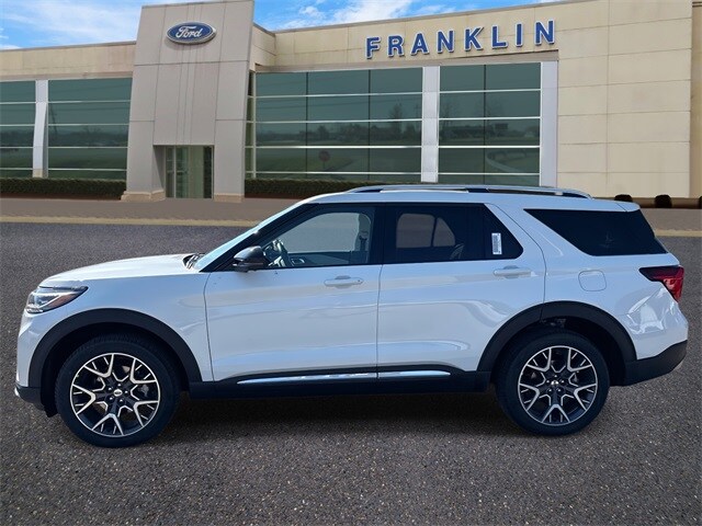 2025 Ford Explorer Platinum photo 2