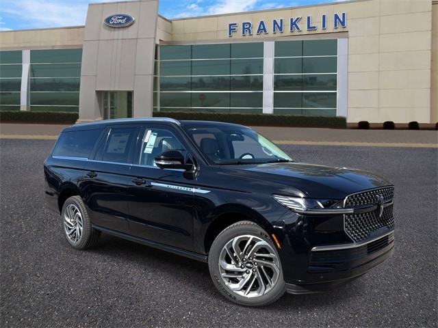 2025 Lincoln Navigator Reserve L's photo