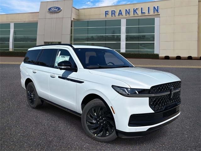 2025 Lincoln Navigator Reserve's photo