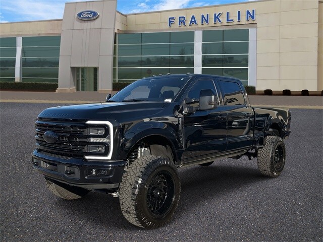 2025 Ford F-250 photo 3