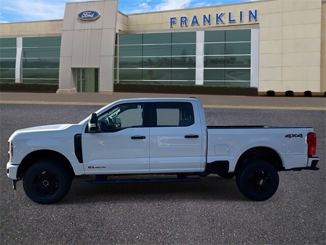 2026 Ford F-350 photo 4