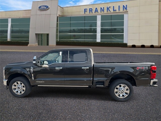 2025 Ford F-250 photo 4