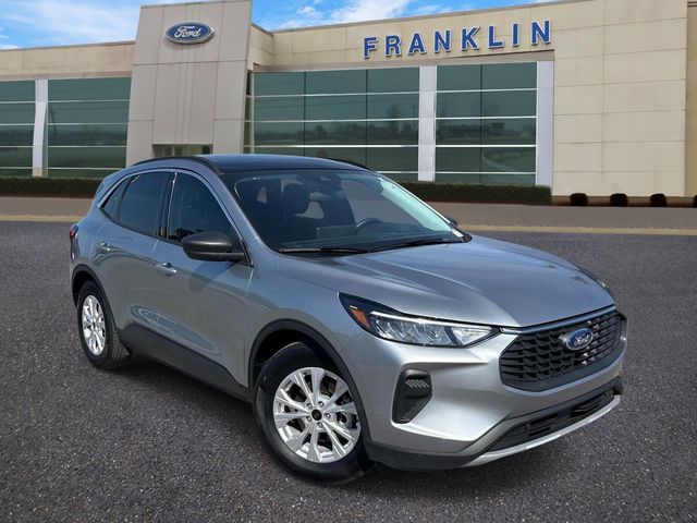 Certified Pre-Owned 2023 Ford Escape Active