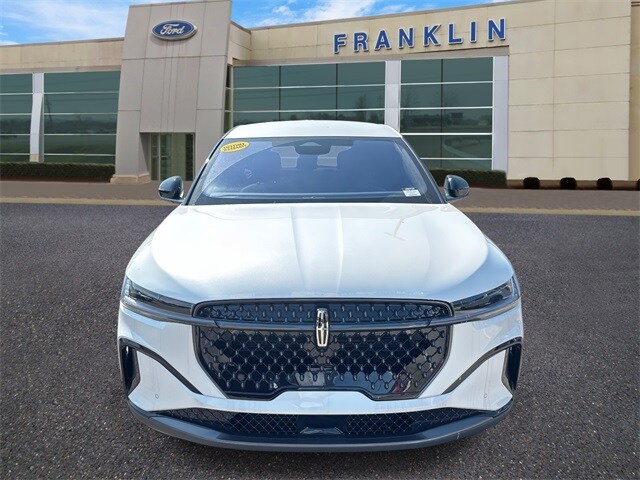 2025 Lincoln Nautilus Premiere photo 2