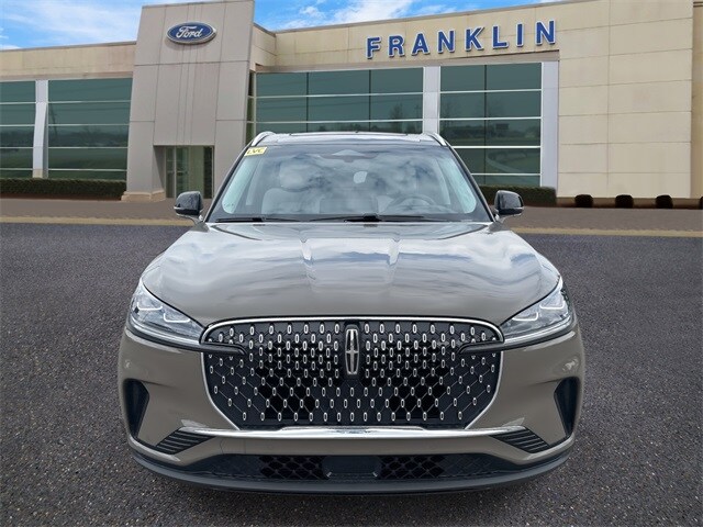 2025 Lincoln Aviator Reserve photo 2