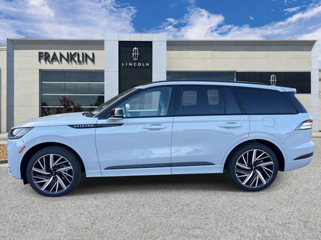 New 2027 Lincoln Aviator Black Label SUV
