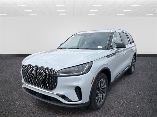 2025 Lincoln Aviator Premiere photo 3