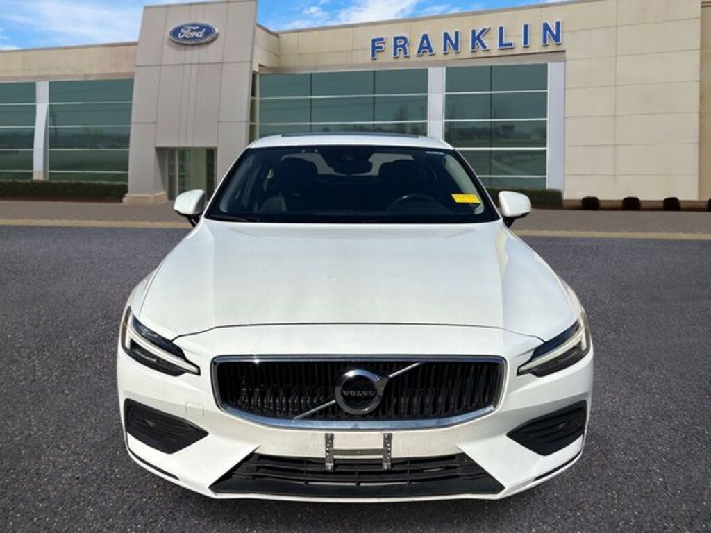 Used 2020 Volvo S60 T6 Momentum Sedan