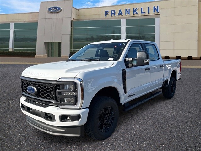 2026 Ford F-350 photo 3
