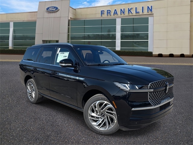2025 Lincoln Navigator Reserve's photo