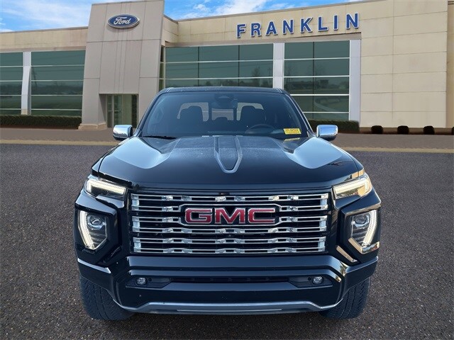 2023 Gmc Canyon Denali photo 2
