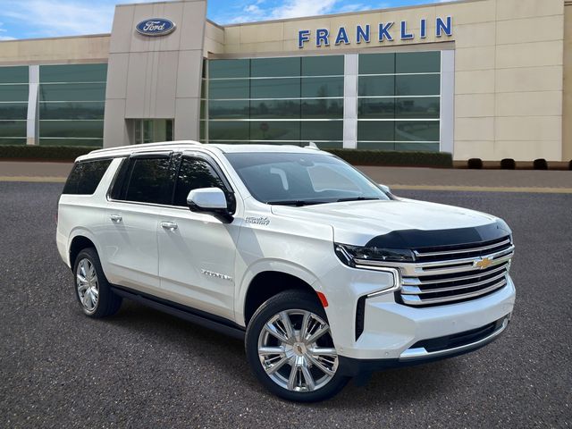 2023 Chevrolet Suburban 4WD 1500 High Country's photo
