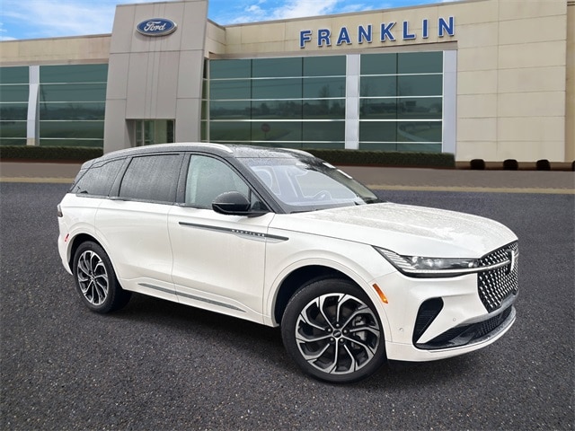 2024 Lincoln Nautilus Reserve's photo