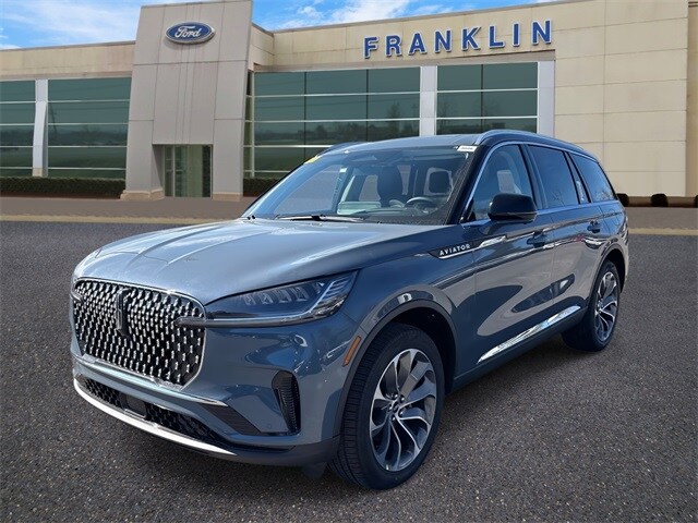 2026 Lincoln Aviator Reserve photo 3