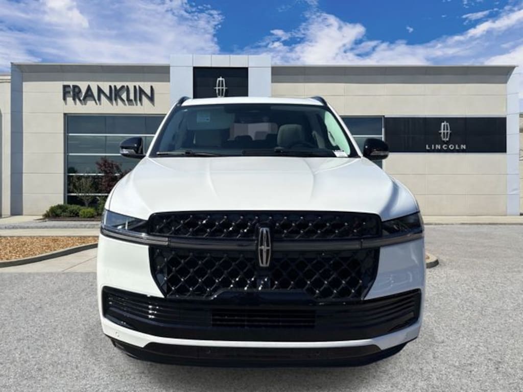 New 2026 Lincoln Navigator L Reserve SUV