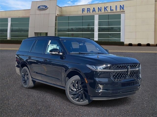 2025 Lincoln Navigator Reserve's photo