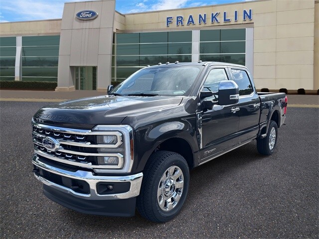 2025 Ford F-250 photo 3