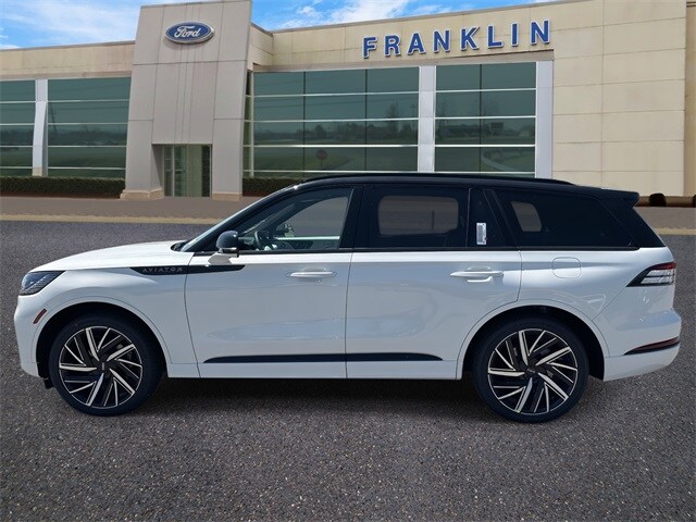 2025 Lincoln Aviator Black Label photo 4