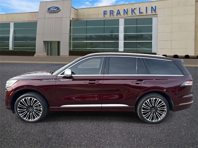 2020 Lincoln Aviator Black Label photo 3
