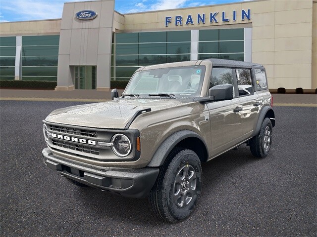 2025 Ford Bronco Big Bend photo 2