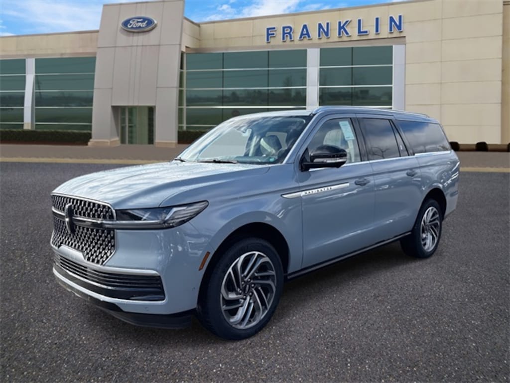 New 2025 Lincoln Navigator L Reserve SUV