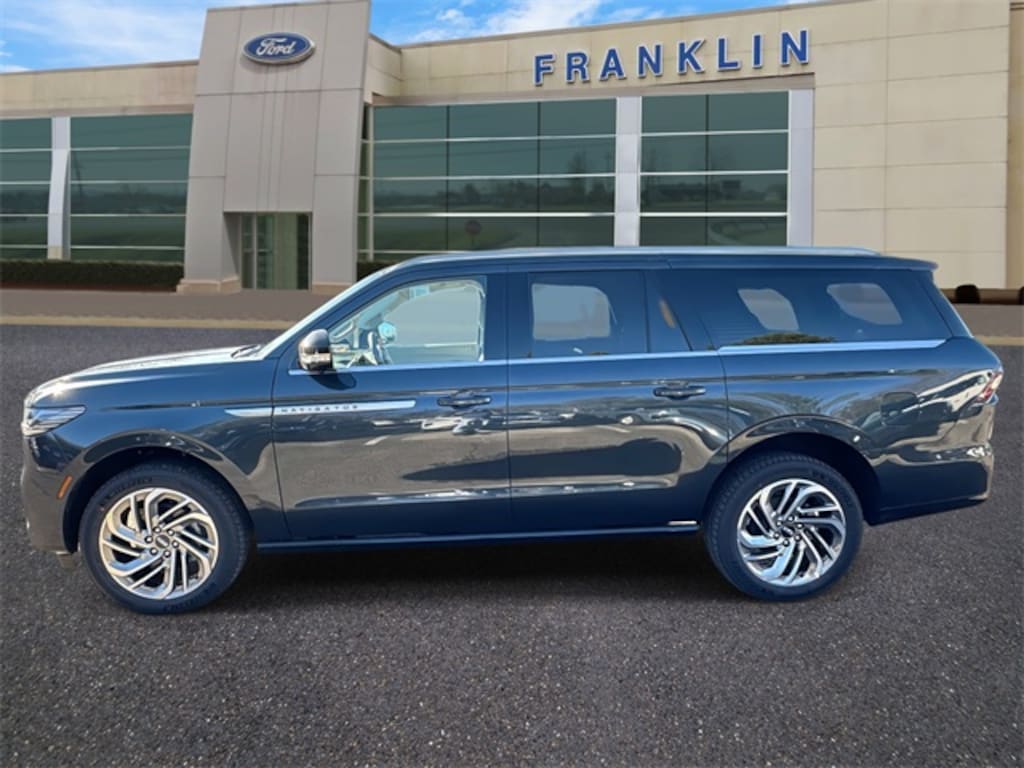 New 2025 Lincoln Navigator L Reserve SUV