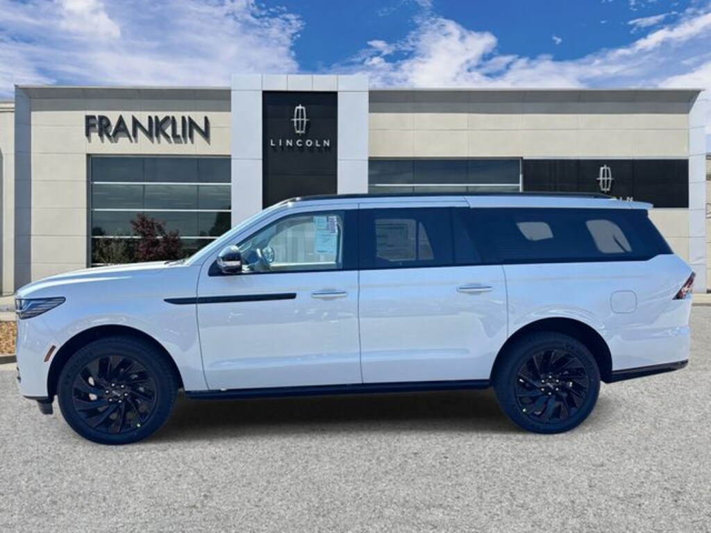 New 2026 Lincoln Navigator L Reserve SUV