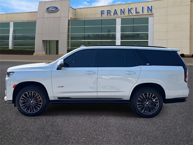 2023 Cadillac Escalade V-Series photo 4