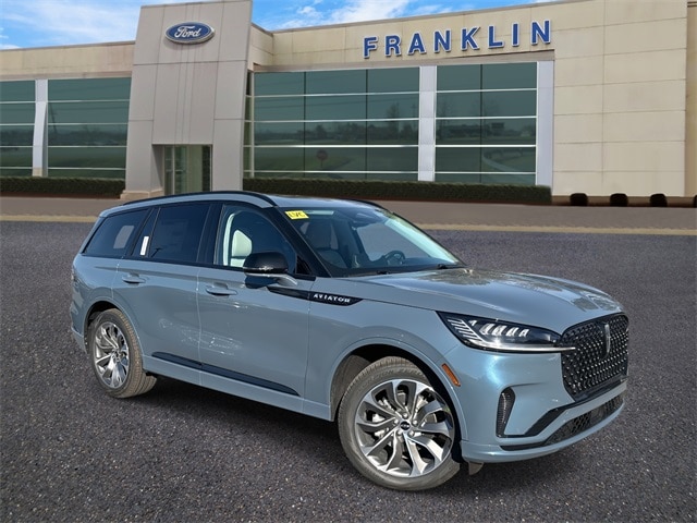 2026 Lincoln Aviator Premiere's photo