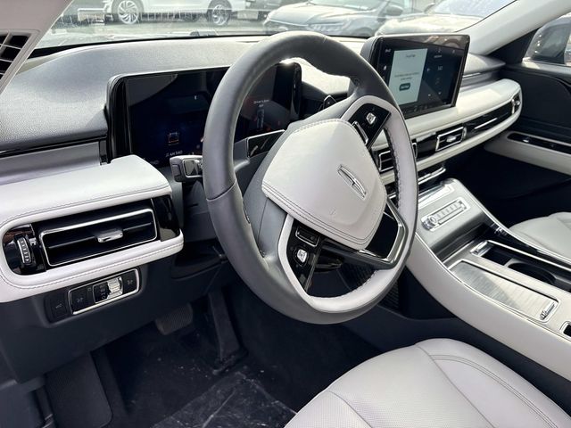 2026 Lincoln Aviator Premiere - Photo 25