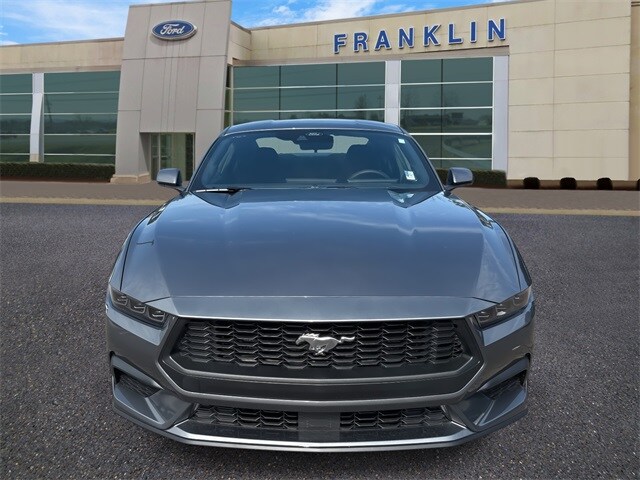 2025 Ford Mustang EcoBoost photo 2