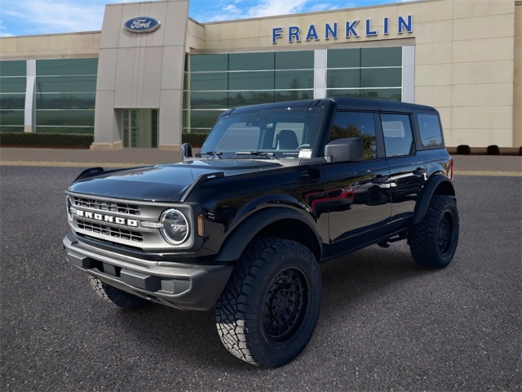 New 2025 Ford Bronco Base SUV