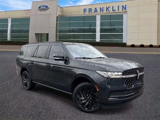 2025 Lincoln Navigator Reserve L's photo