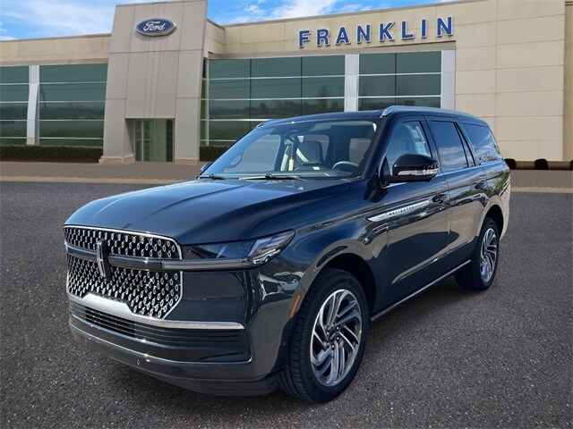 2025 Lincoln Navigator Reserve photo 3