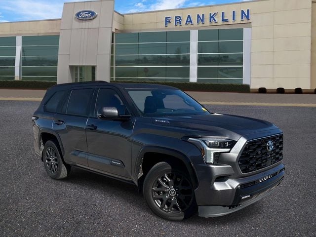 2023 Toyota Sequoia Platinum 4WD i-FORCE MAX Hybrid's photo